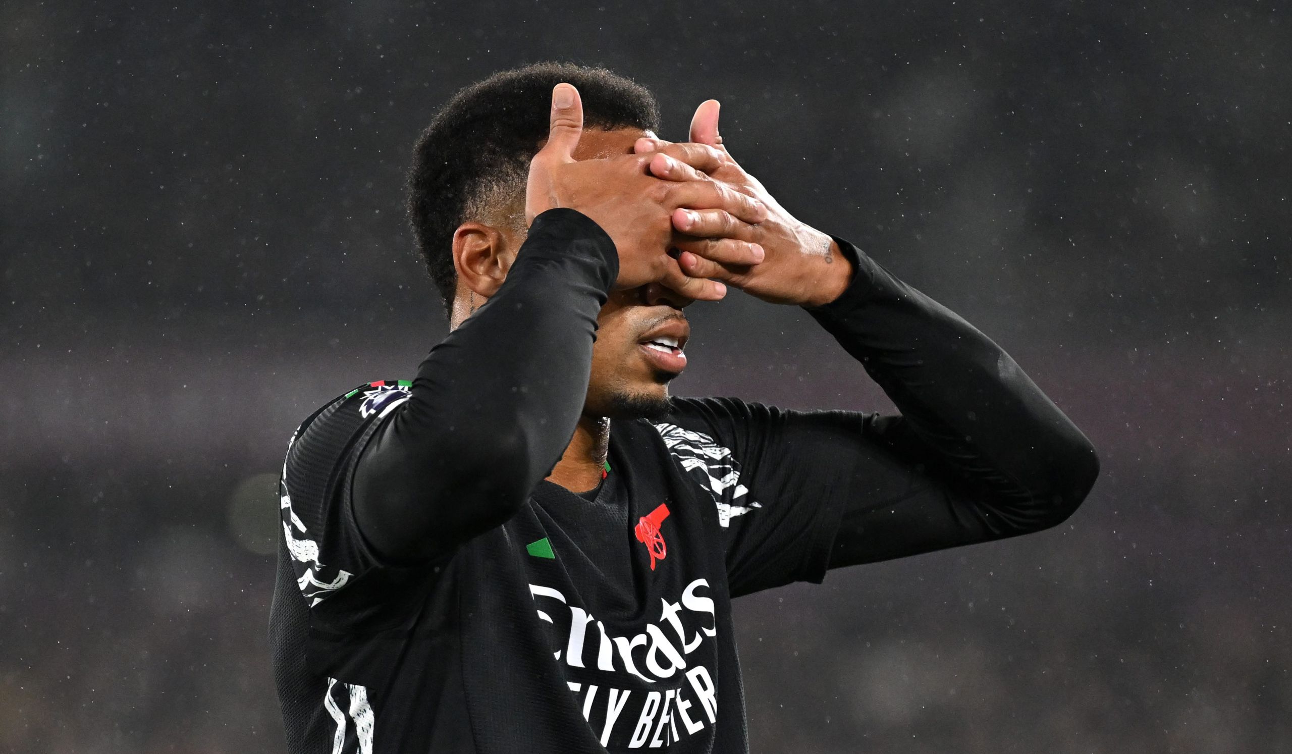 Η Άρσεναλ δεν… βλέπει κανέναν και πάει από «πεντάρα» σε «πεντάρα»! (vid)