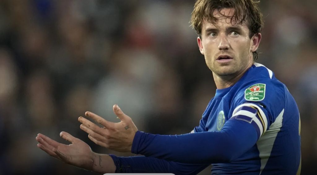 Η μισή Ευρώπη στα… πόδια μπακ της Τσέλσι