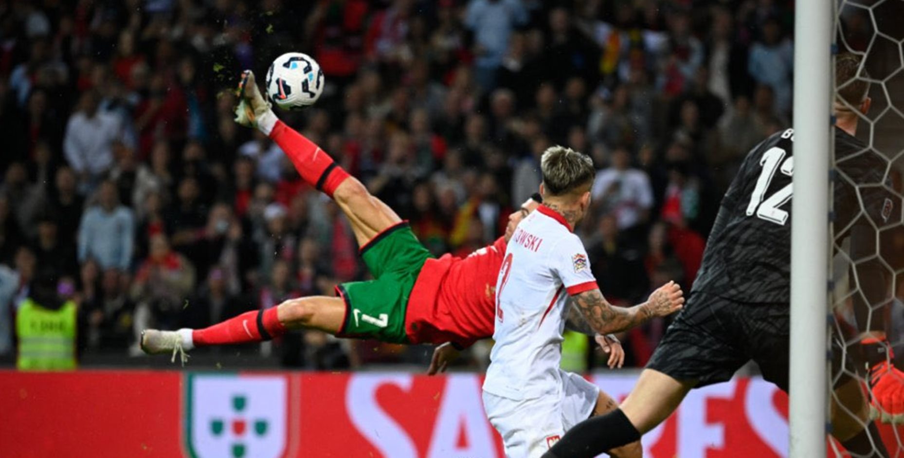 To έκανε και ΠΑΛΙ ο Κριστιάνο: Σκόραρε με «ψαλιδάκι» στα 39 του! (vid)