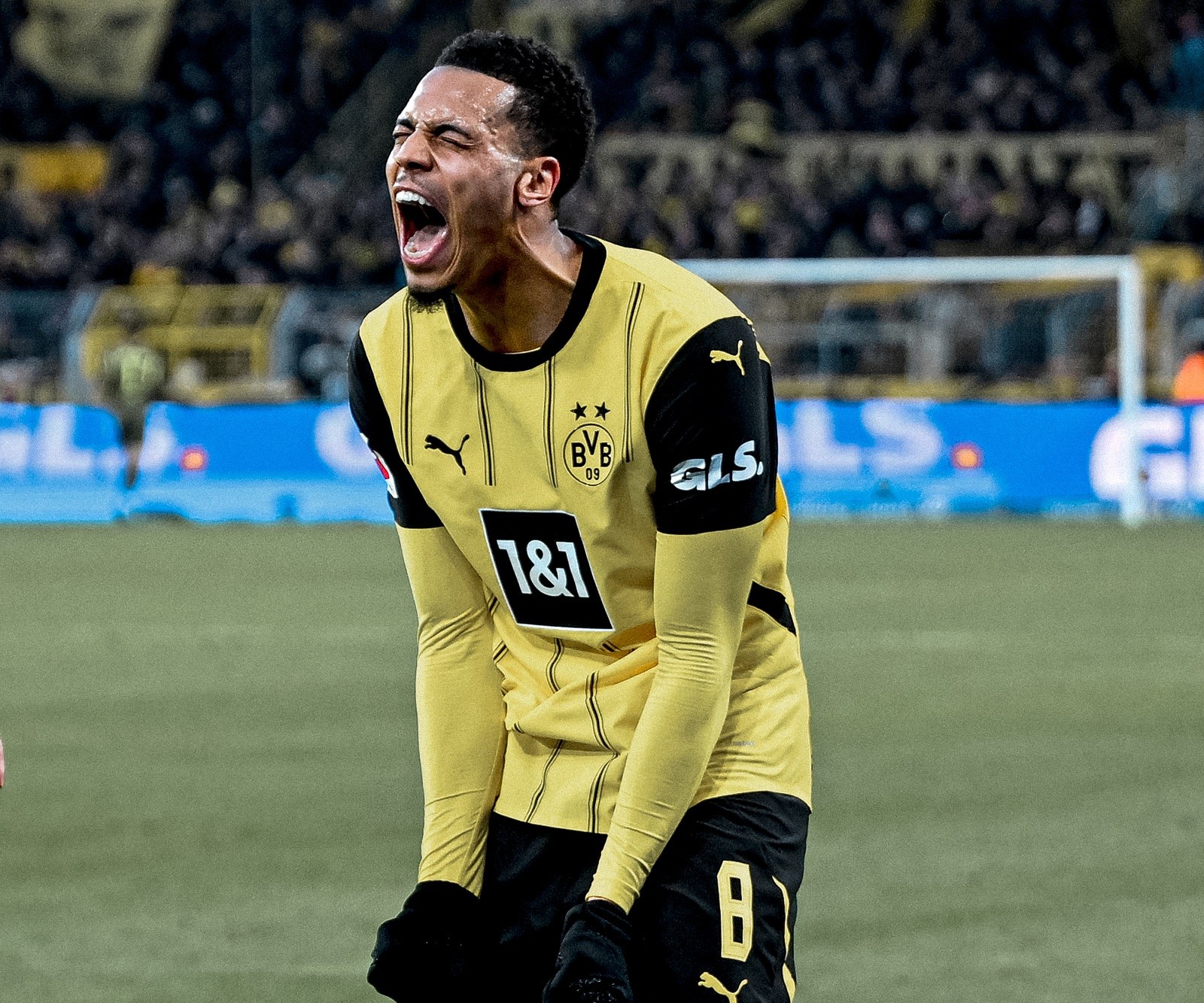 Έκανε πάρτι η Ντόρτμουντ – 4αρα… πριν την Μπάγερν Μονάχου (vid)