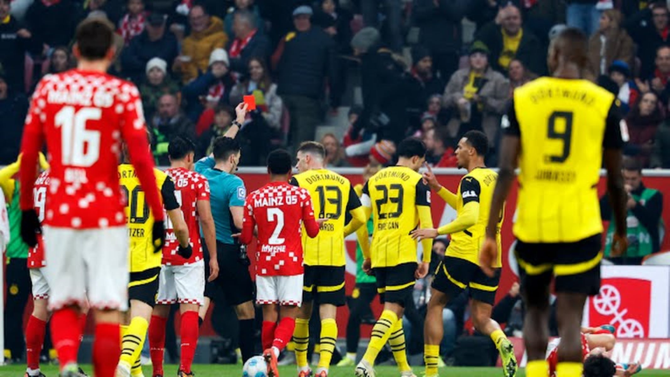 «Σφαλιάρα» η Ντόρτμουντ και η κορυφή… ούτε με κιάλια (vid)