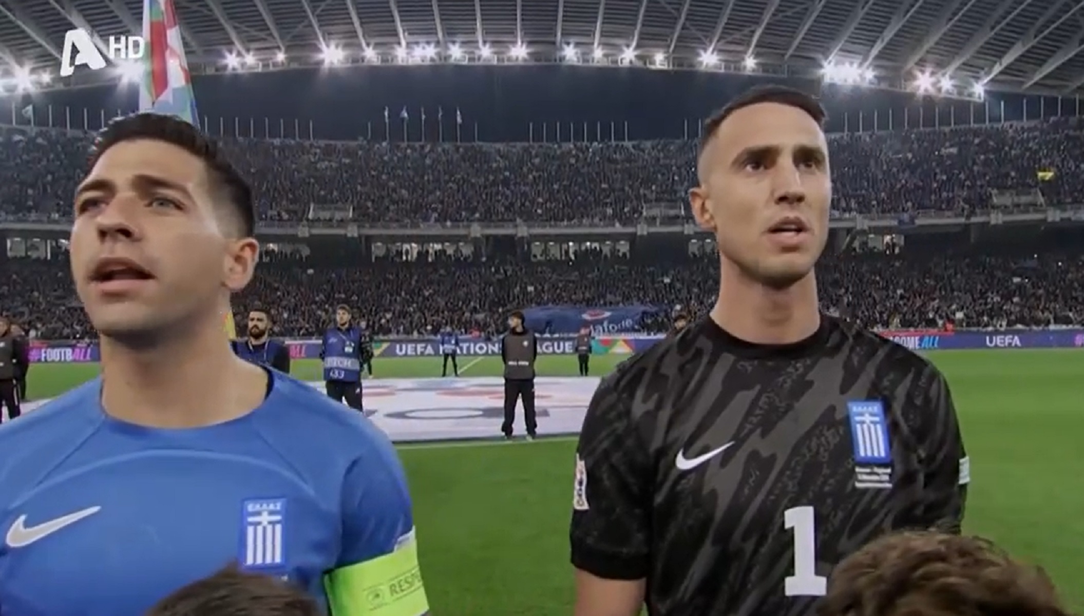 Ελλάδα – Αγγλία: ΑΝΑΤΡΙΧΙΛΑ στον Εθνικό Ύμνο (vid)