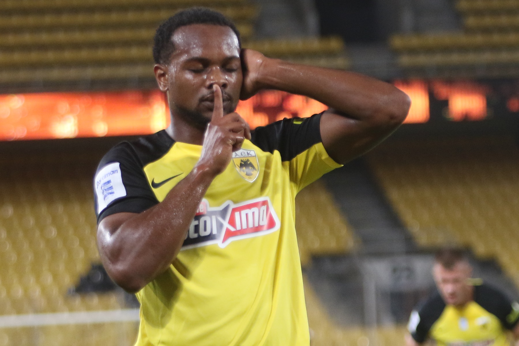 Βλέπει Ολυμπιακό και… αφηνιάζει ο Γκαρσία