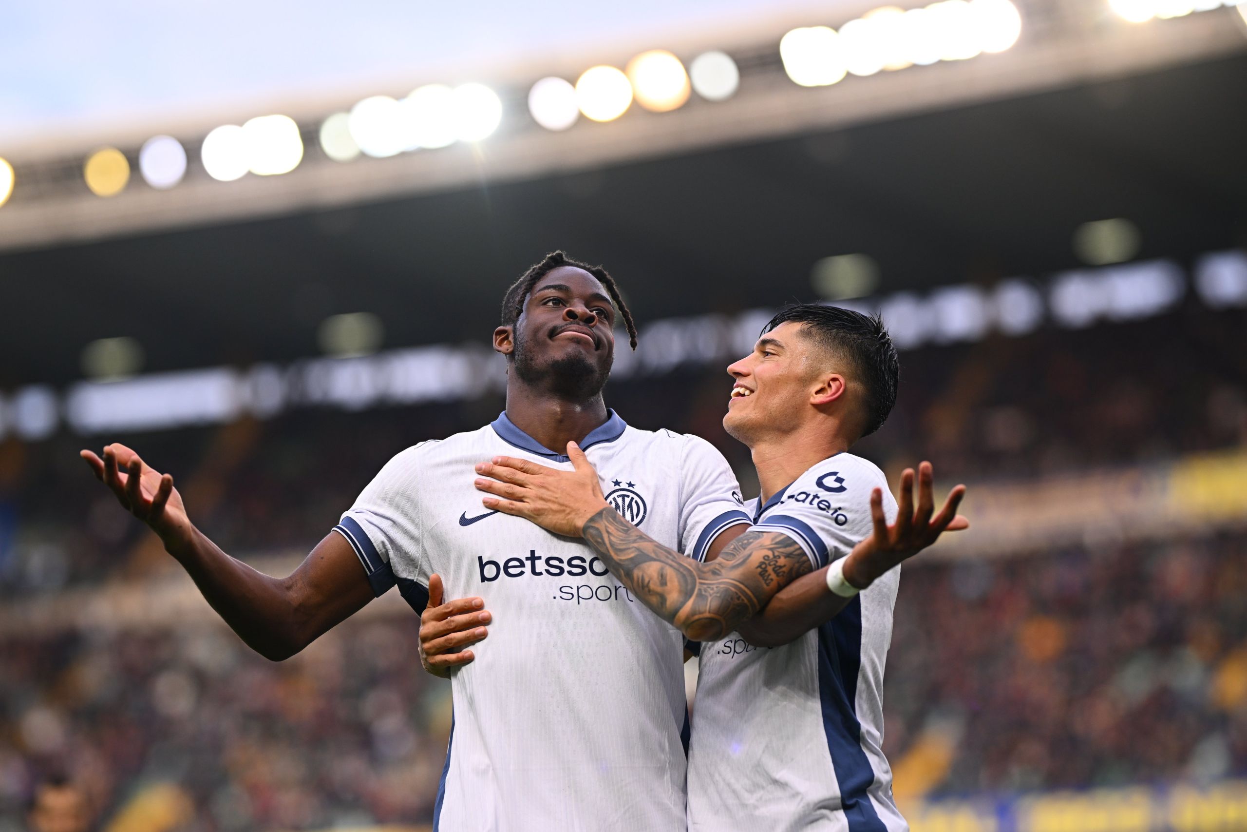 Μυθική Ίντερ – Πέντε γκολ στο ημίχρονο, τρομάζει την Ευρώπη (vid)