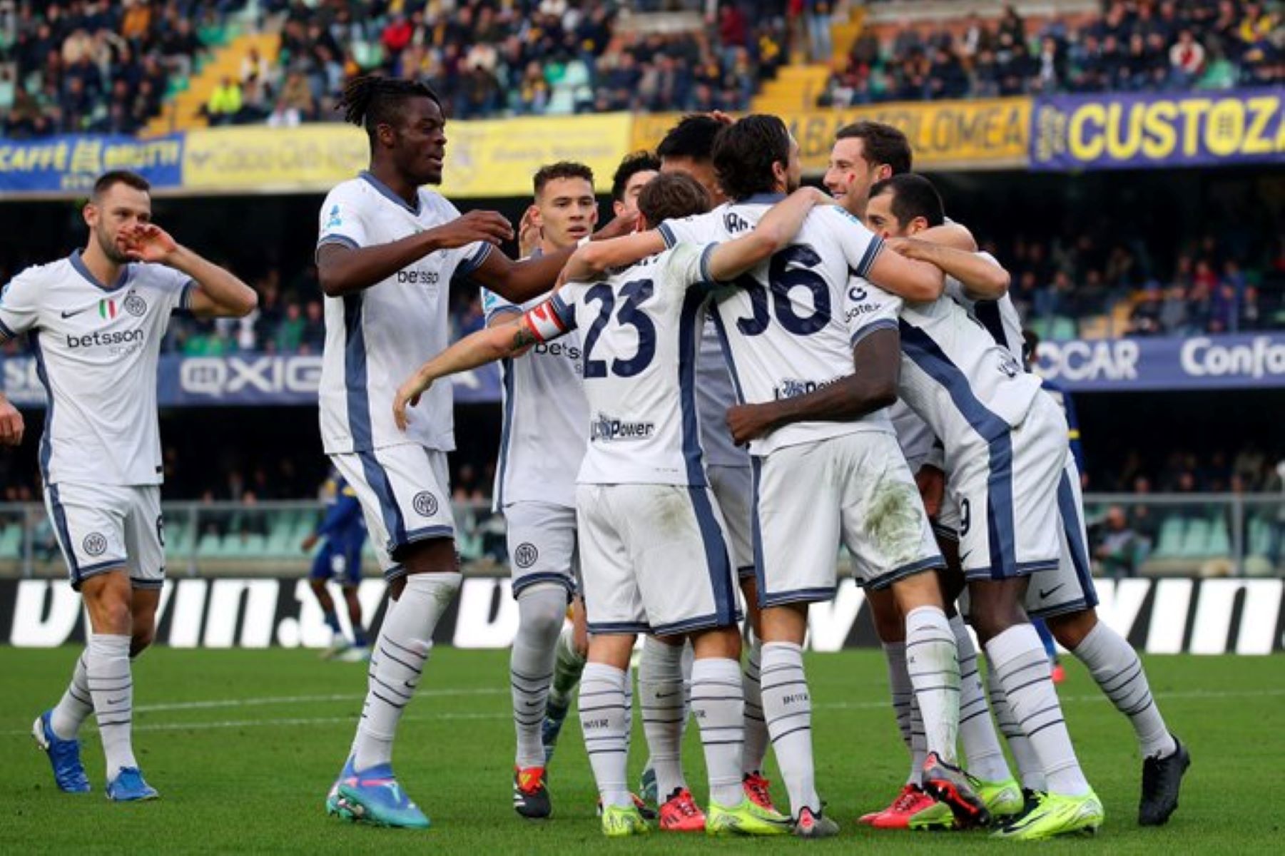 Διαστημική Ίντερ στη Βερόνα, 5αρα και κορυφή οι «Νεραντζούρι» (vid)