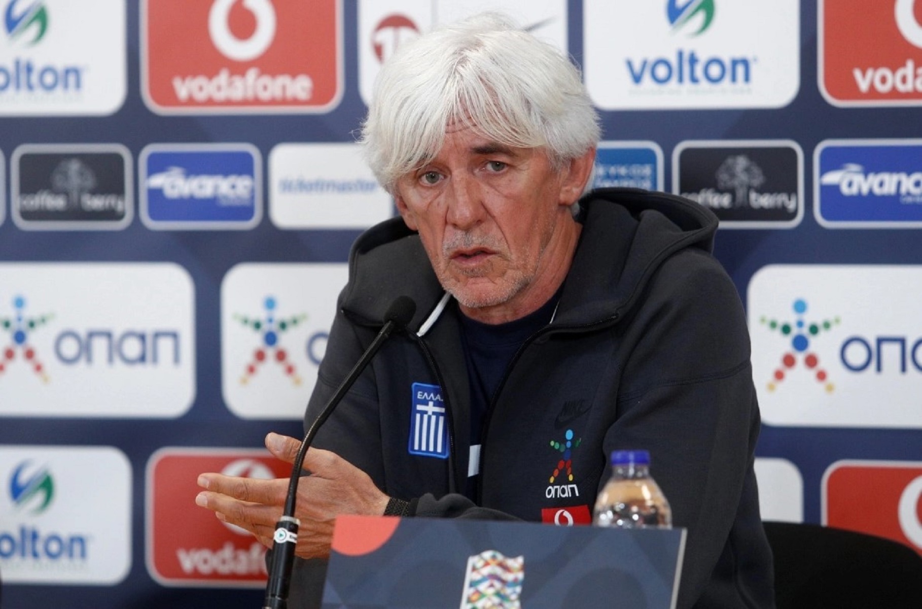 Γιοβάνοβιτς: «Ο κόσμος θα βοηθήσει, αλλά στο γήπεδο είμαστε 11-11»