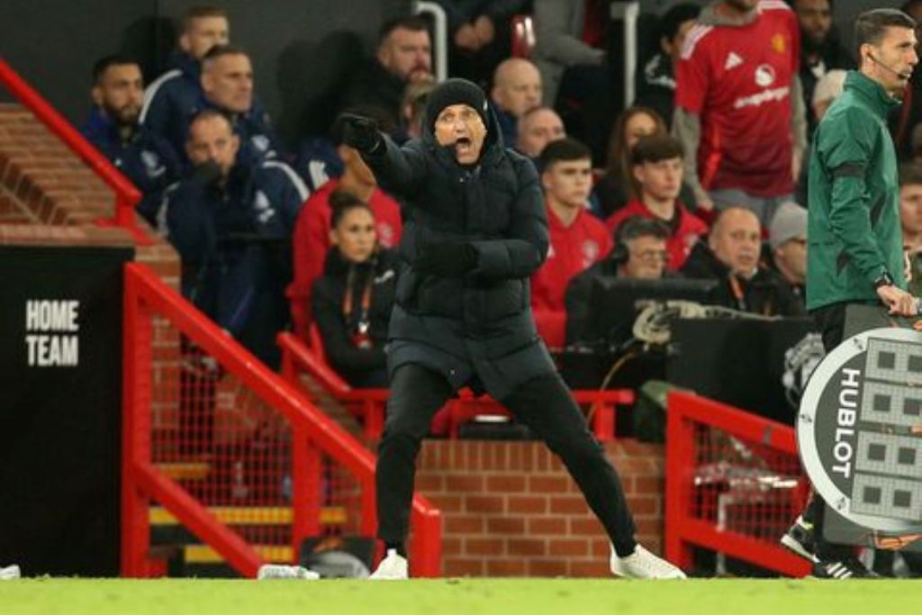 Λουτσέσκου: «Παίξαμε καλύτερα από τη Γιουνάιτεντ αλλά πληρώσαμε την αφέλειά μας»