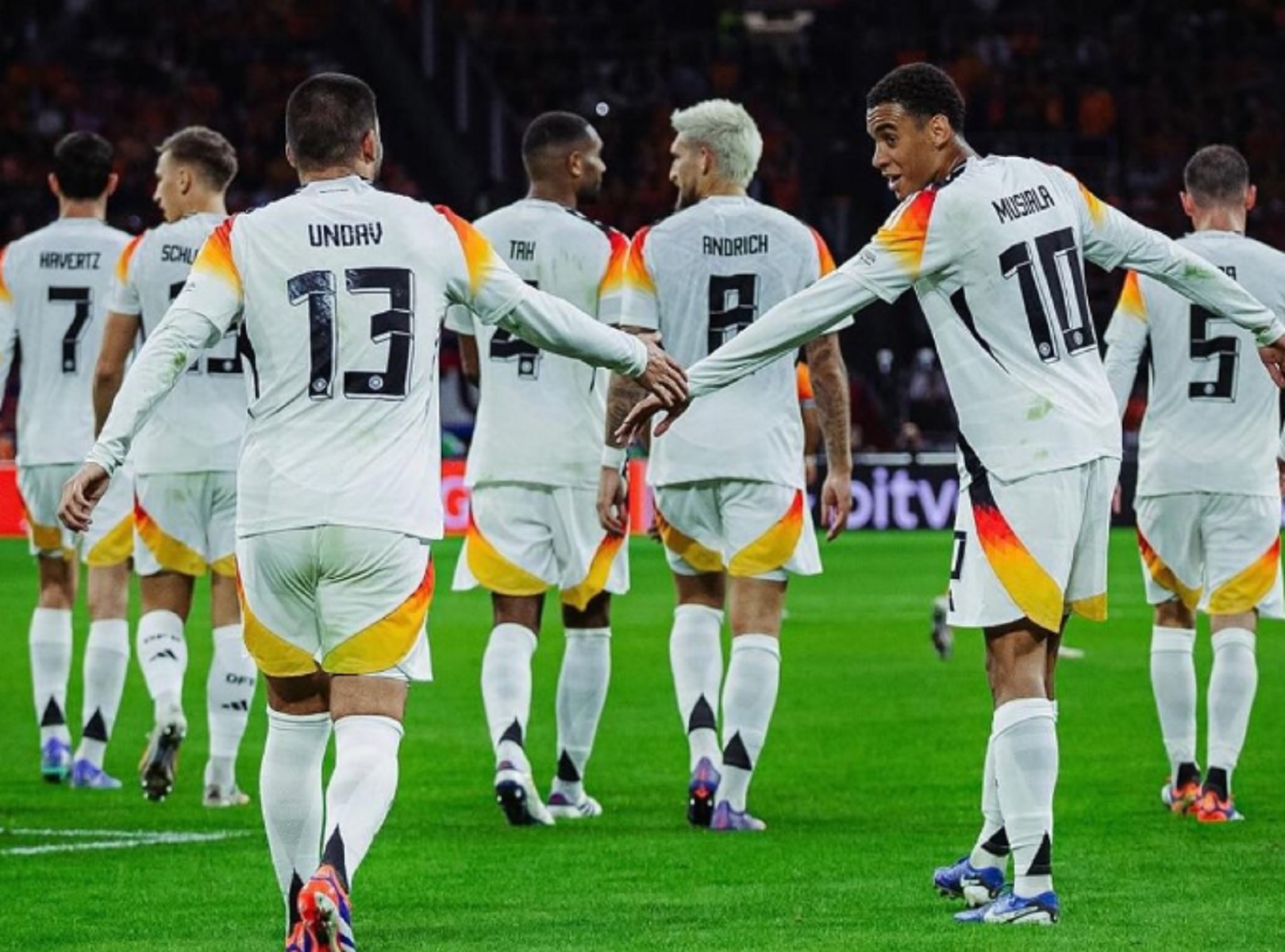 Σέντρα… και γκολ η Γερμανία: Το «έσταξε» ο ασταμάτητος Μουσιάλα (vid)