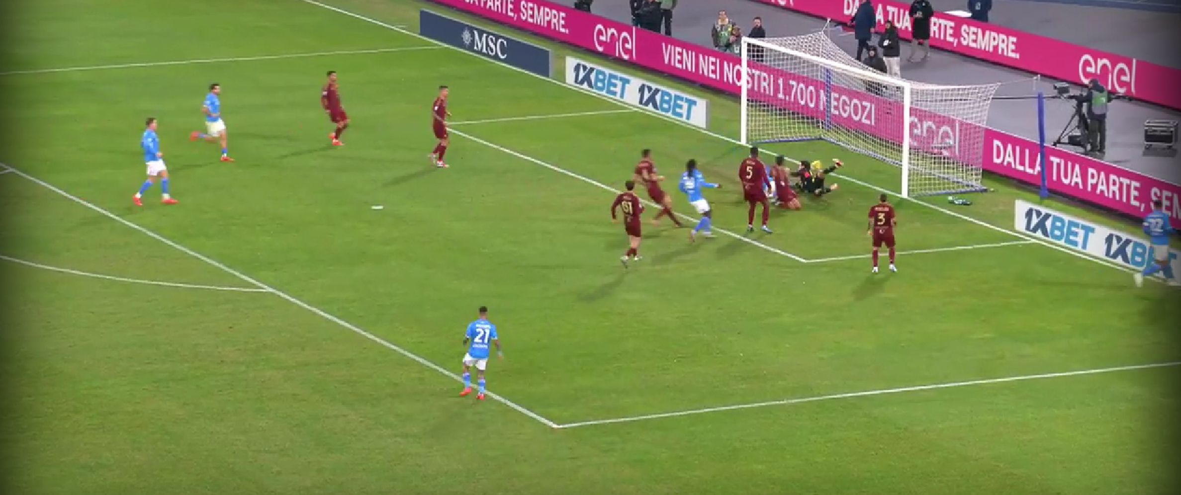 O Λουκάκου είναι και πάλι θηρίο μέσα στην περιοχή της Ρόμα! (vid)