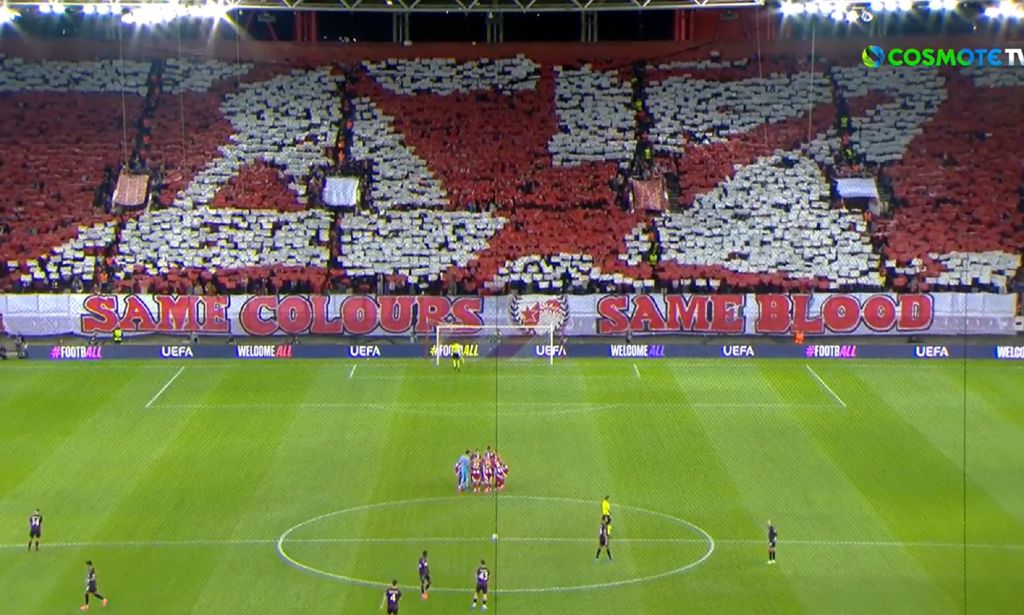 Μια φωνή το κατάμεστο «Καραϊσκάκης» στο πλευρό του Ολυμπιακού (vid)