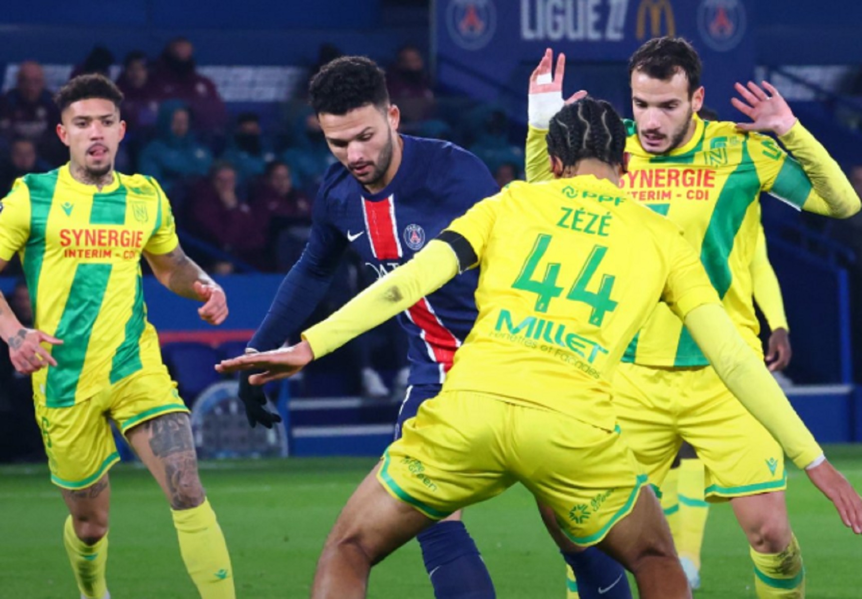 «Κόλλησε» η επίθεση, γκέλαρε η Παρί Σεν Ζερμέν