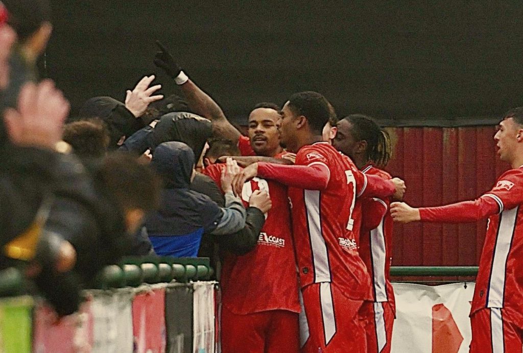 Αυτογκόλ του αιώνα στην Αγγλία – Κάνει το γύρο του κόσμου (vid)