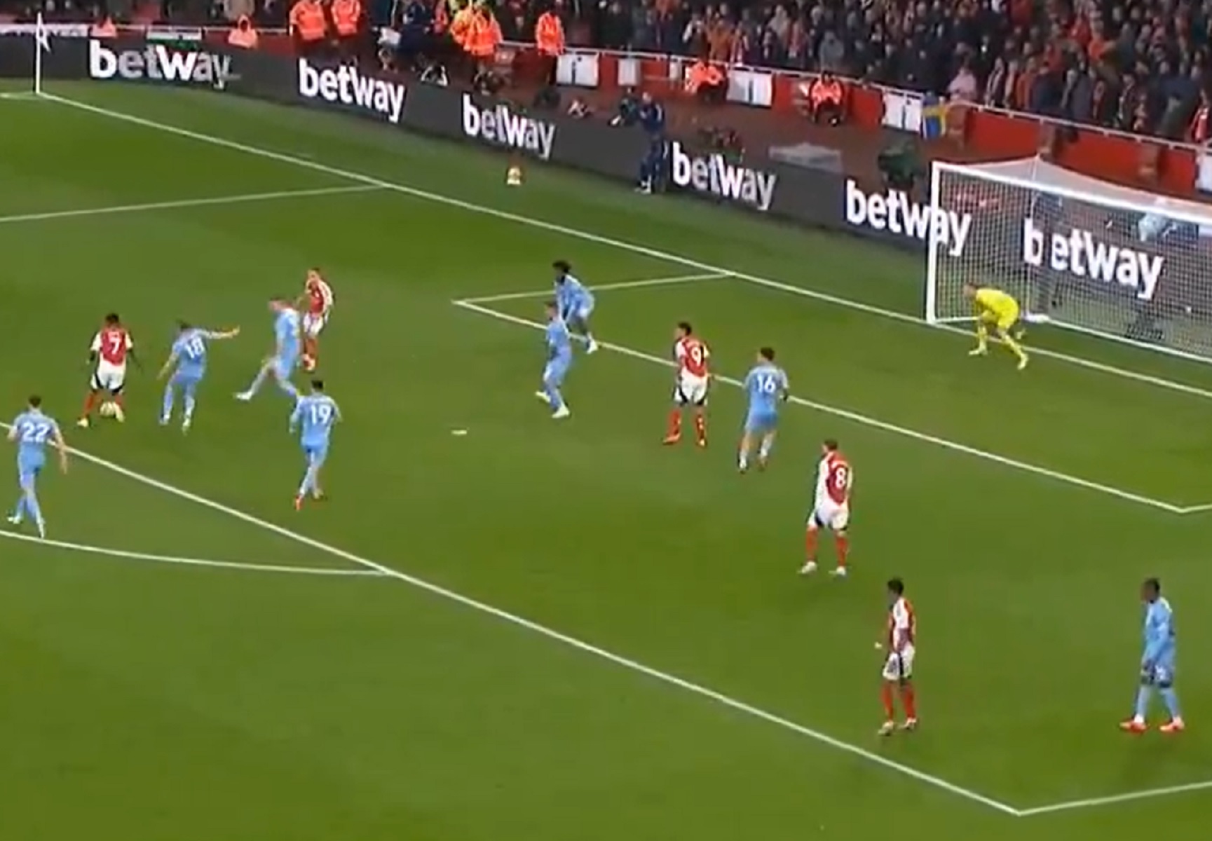 Ο Σάκα ζάλισε όλη την Νότιγχαμ μέχρι να πετύχει την γκολάρα του (vid)