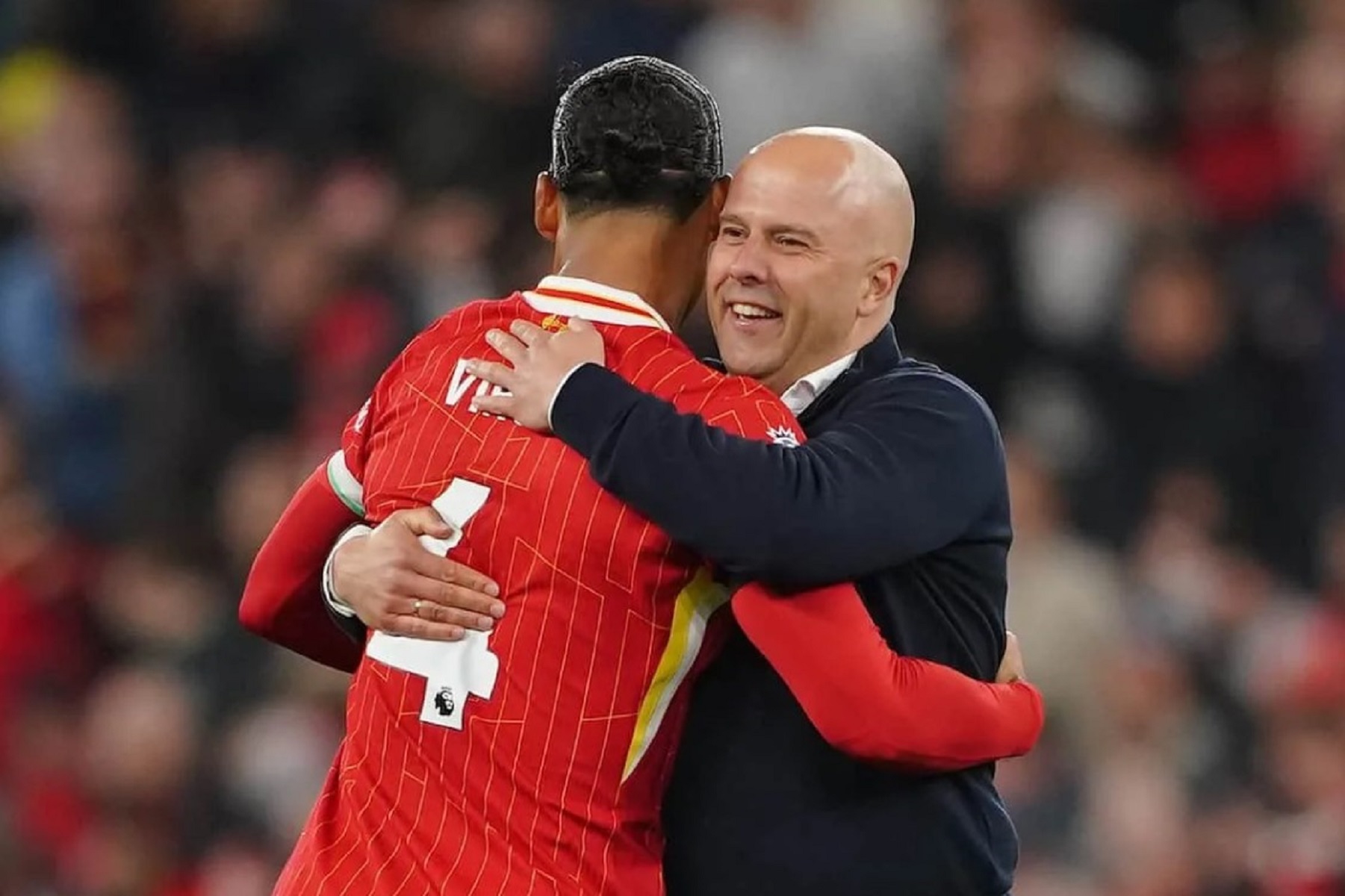 Πλήρης αποθέωση Σλοτ απ’ τον Φαν Ντάικ: «Μας έδωσε νέο αέρα»