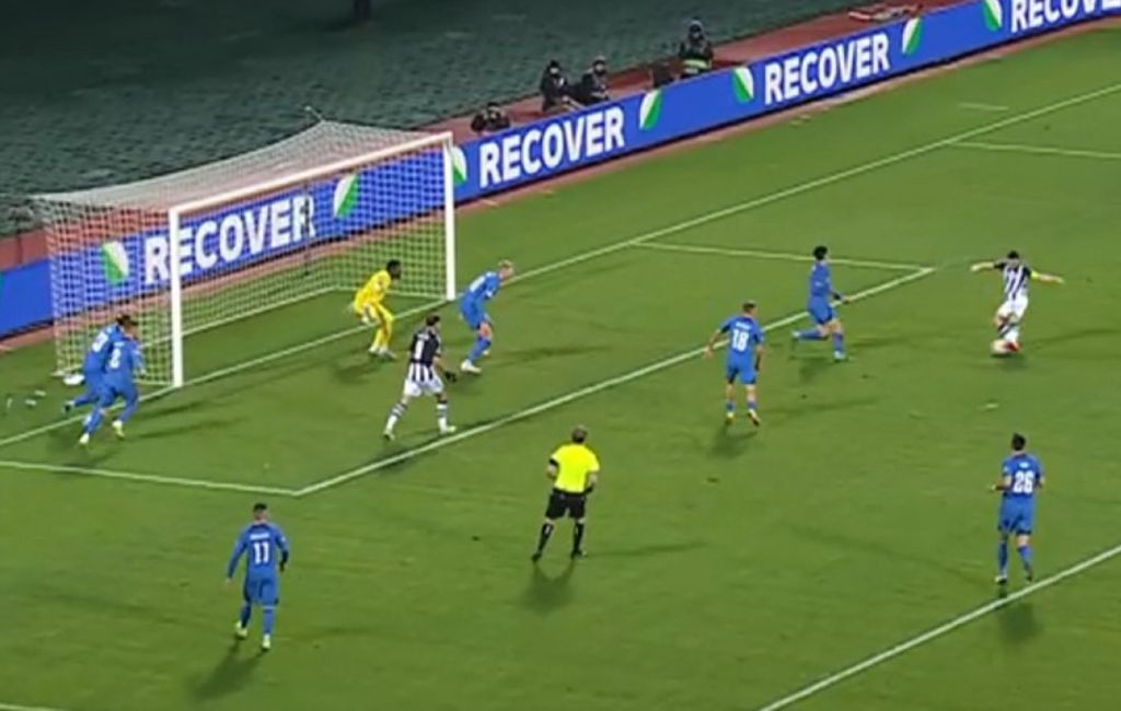 «Μαγεία» Κωνσταντέλια το… έχασε ο Ζίβκοβιτς! (vid)