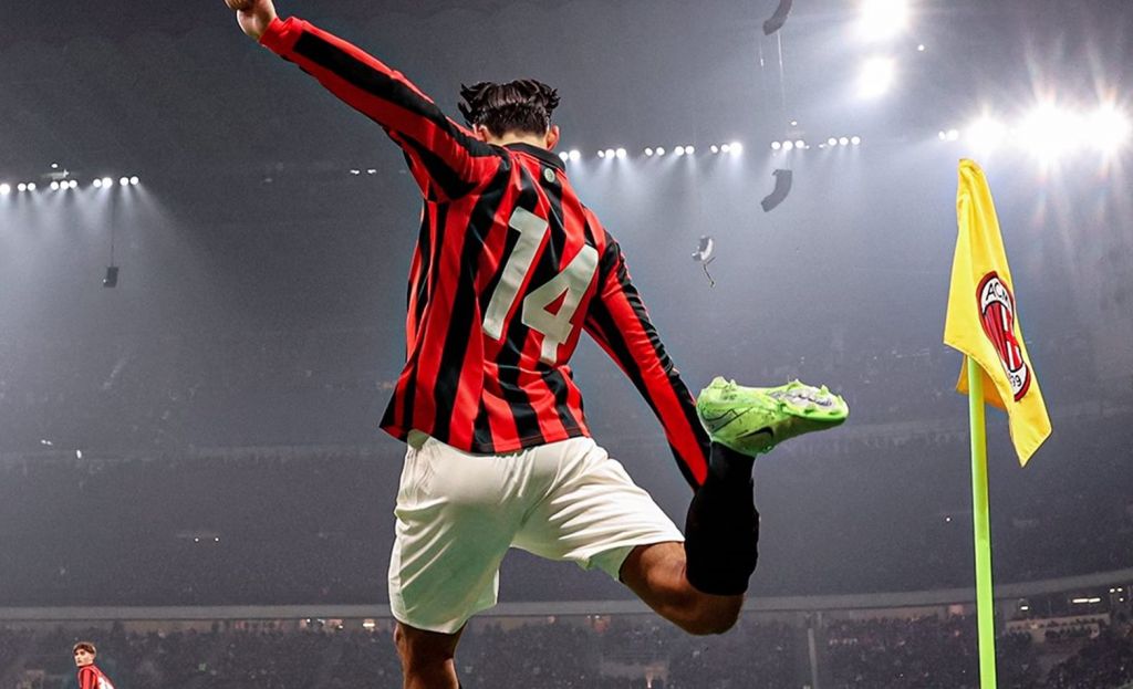 Από το κόκκινο στο απόλυτο… μαύρο η Μίλαν! (vid)