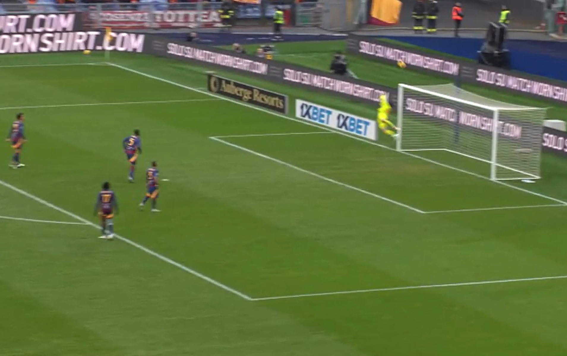 Εξωπραγματική απόκρουση του Superman Σβίλαρ στο Ρόμα – Πάρμα (vid)