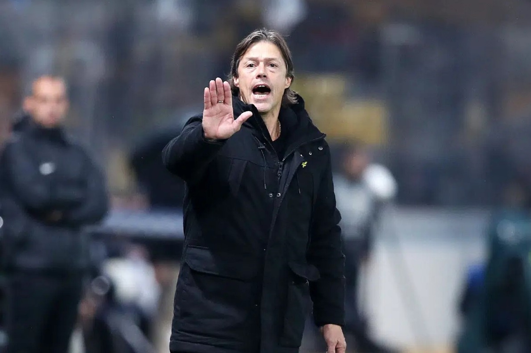 Ξέσπασμα Αλμέιδα: «Είμαι χάλια, είμαι σκ@τ@! Θα δούμε πως θα συνεχίσουμε»