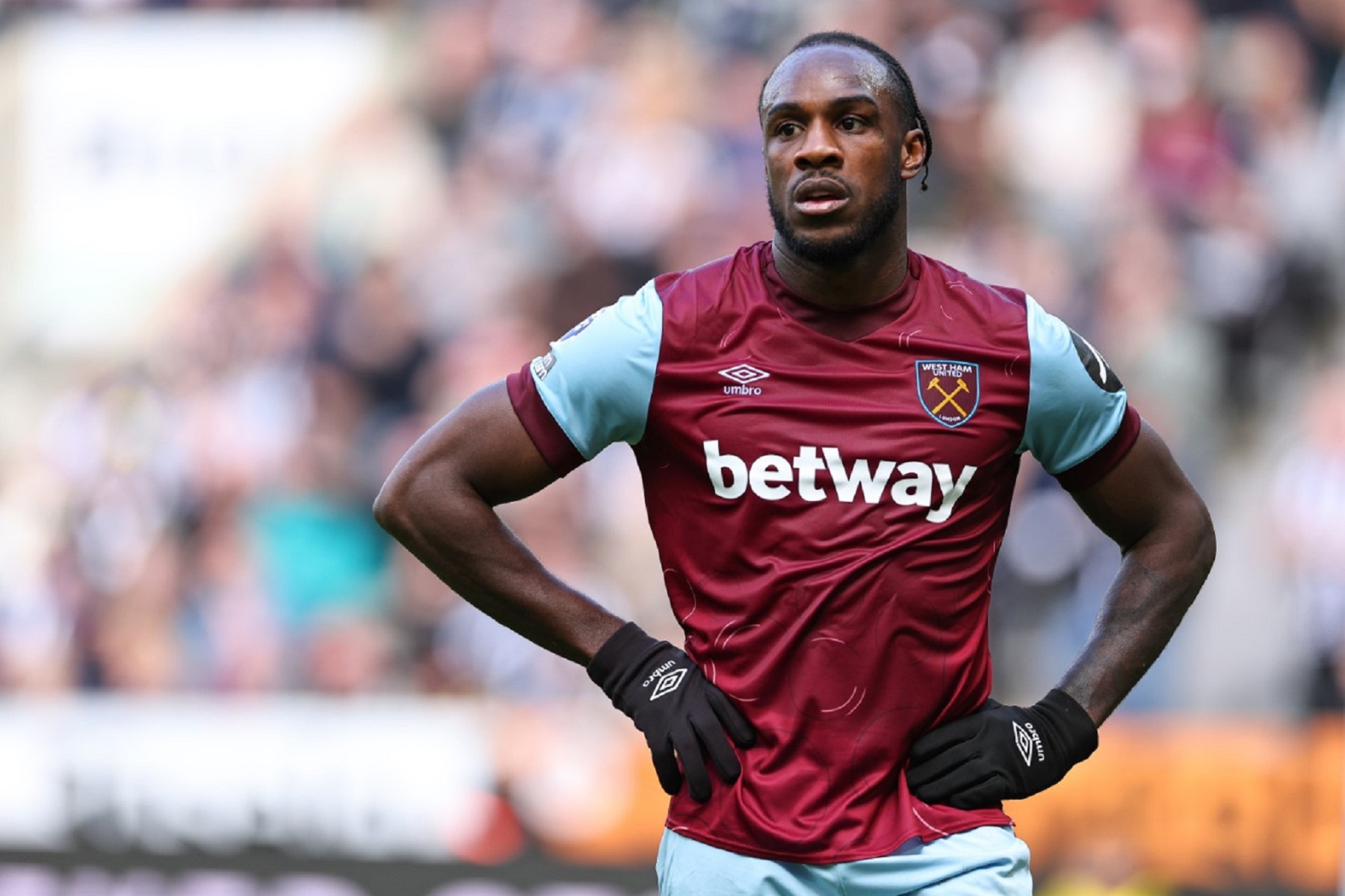 Εκτός ποδοσφαίρου για ένα χρόνο ο Αντόνιο – Σκέφτεται να αποσυρθεί! (pic)