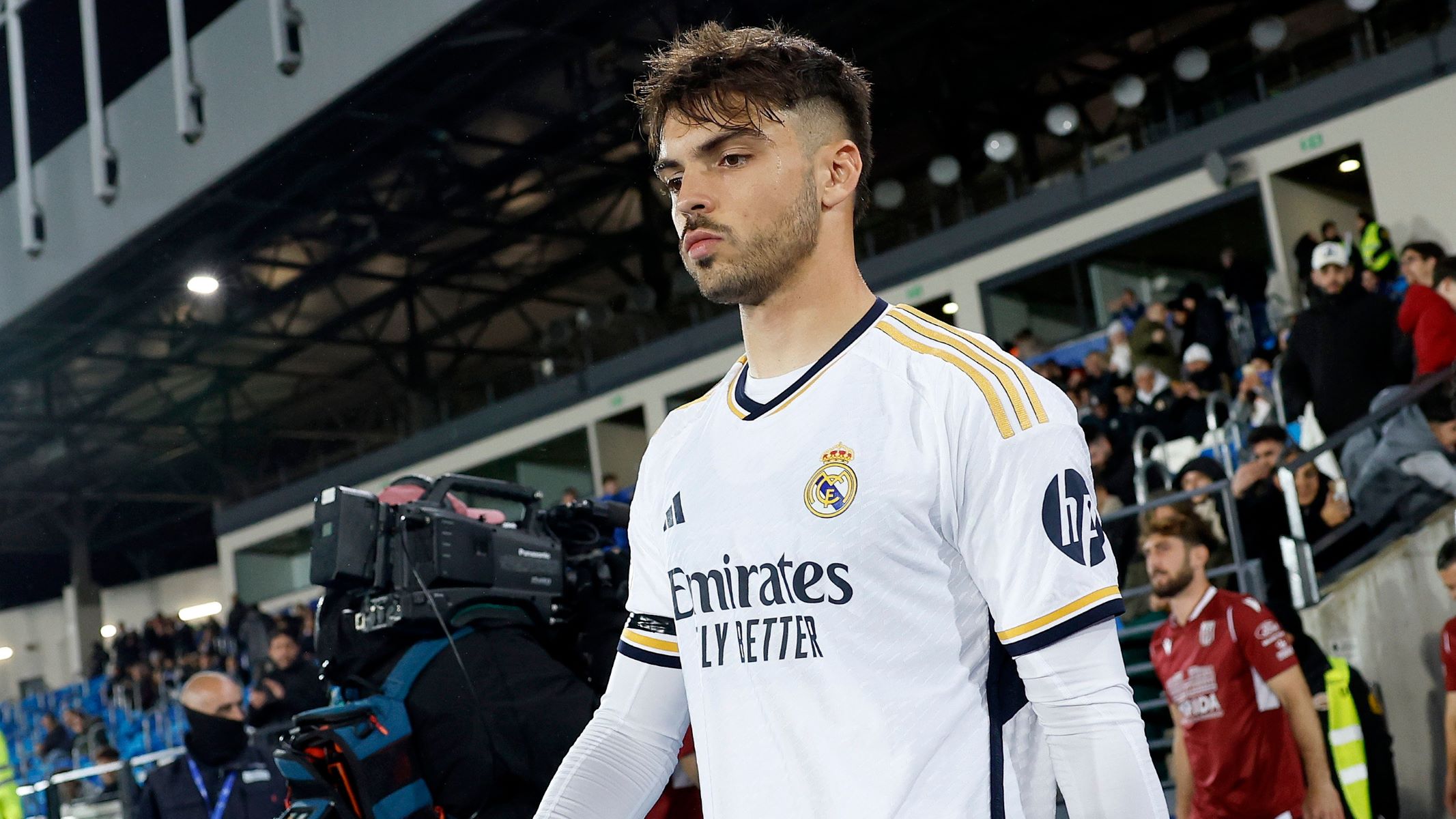 Ο στόπερ… καμικάζι επιβραβεύεται με νέο συμβόλαιο από τη Ρεάλ Μαδρίτης