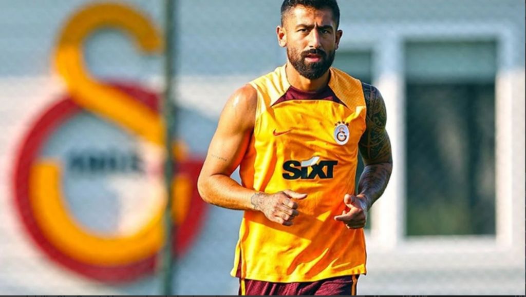 Ο Ολυμπιακός… ψήνεται για την απόκτηση έμπειρου χαφ από τη Γαλατασαράι