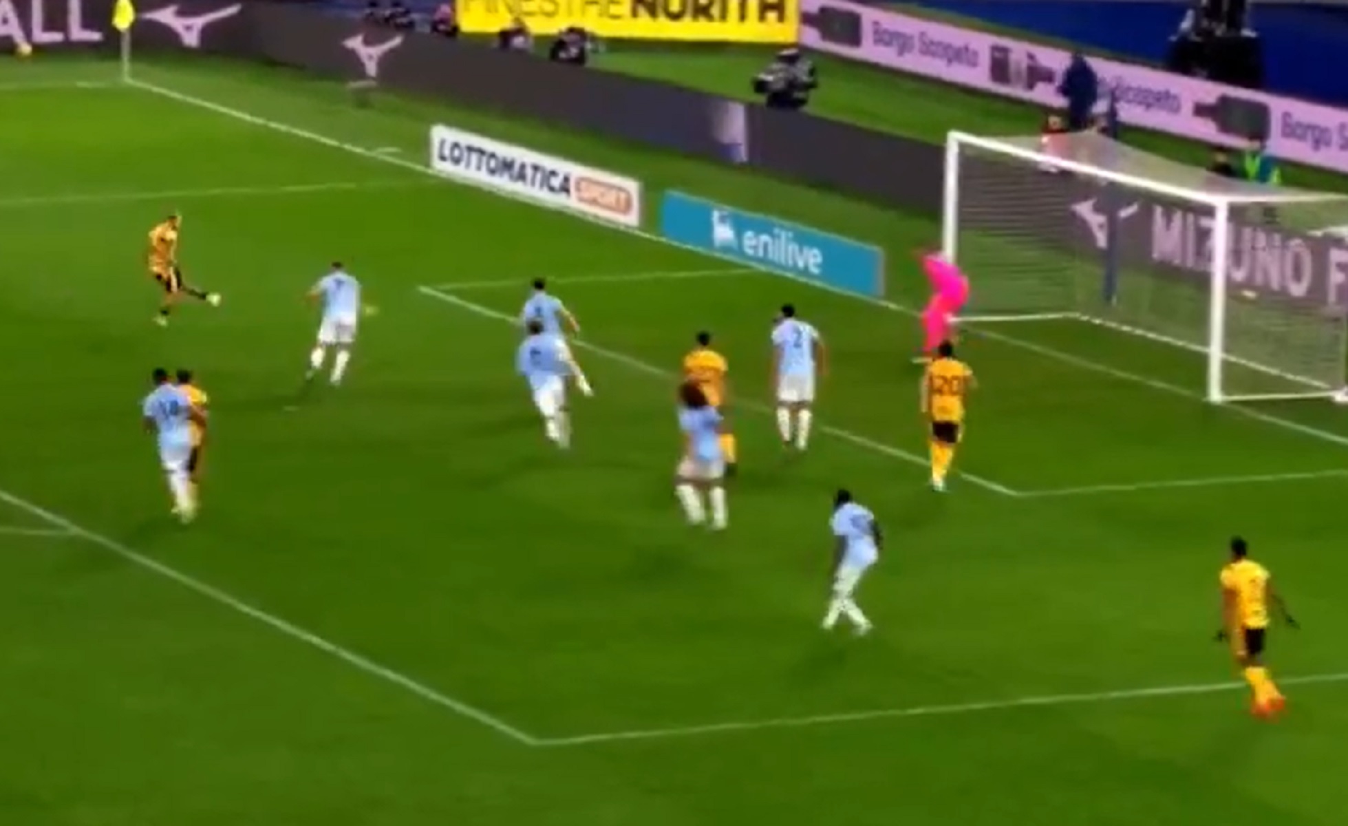 «Τσάλχα» και Ντιμάρκο βάζουν από… κάτω τη Λάτσιο (vid)