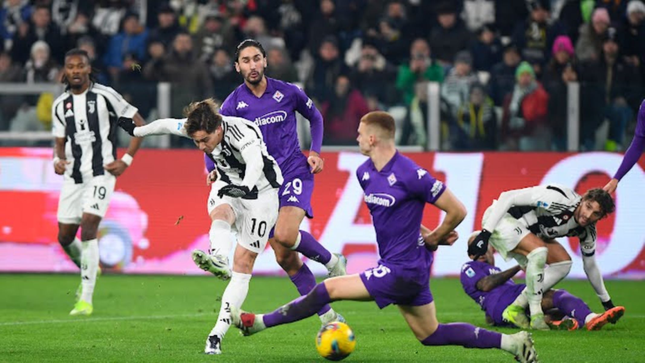 Φιορεντίνα και Σοτίλ έκοψαν κάθε ελπίδα τίτλου στη Γιουβέντους (vid)