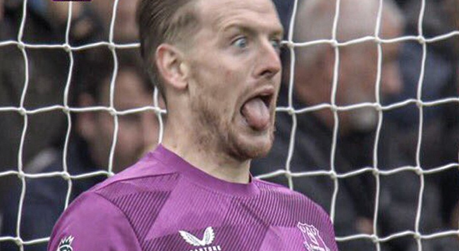 Πίκφορντ VS Χάαλαντ  – Οι γκριμάτσες και το… μπουκάλι που «ξέραναν» τον Νορβηγό (pic)