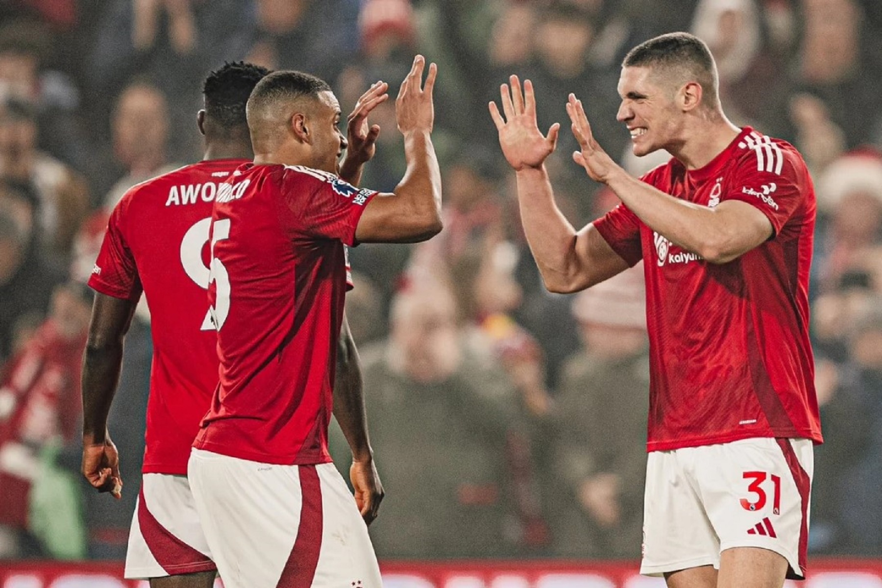 Η απίθανη Φόρεστ ξεπέρασε και τον… περσινό εαυτό της! (pic)