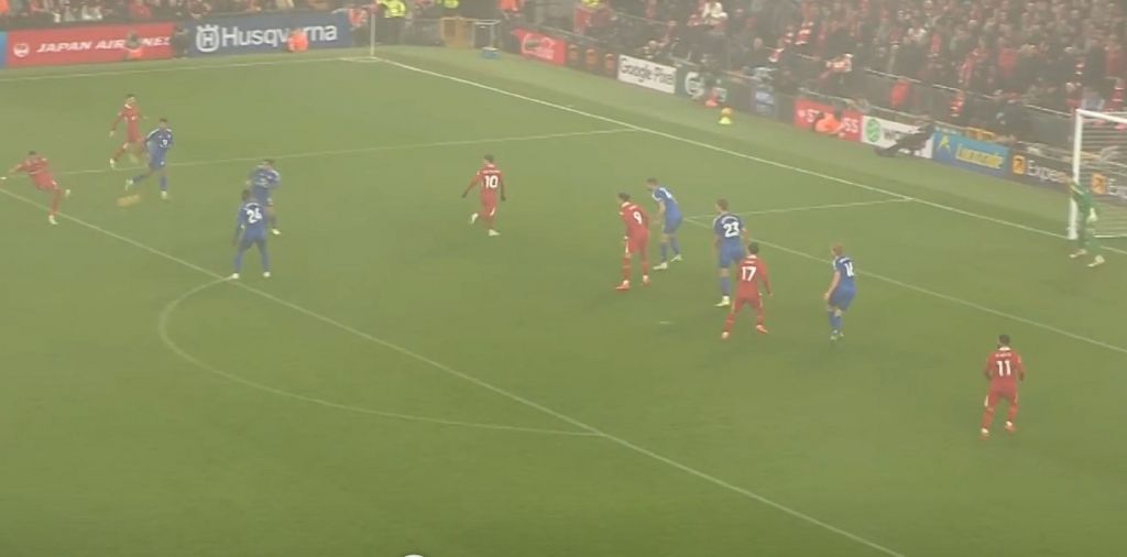 «Τηλεκατευθυνόμενη» γκολάρα του Χάκπο που… ξελασπώνει τη Λίβερπουλ! (vid)