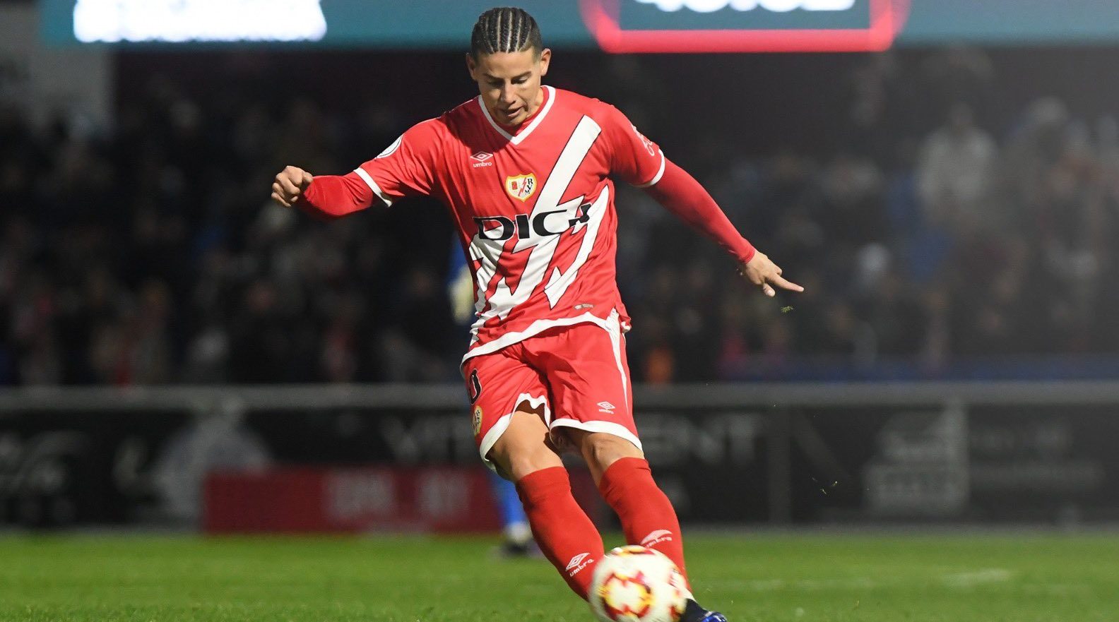 Πρόεδρος Ράγιο Βαγεκάνο: «Ο Χάμες Ροντρίγκες είναι ο δικός μας Μαραντόνα»