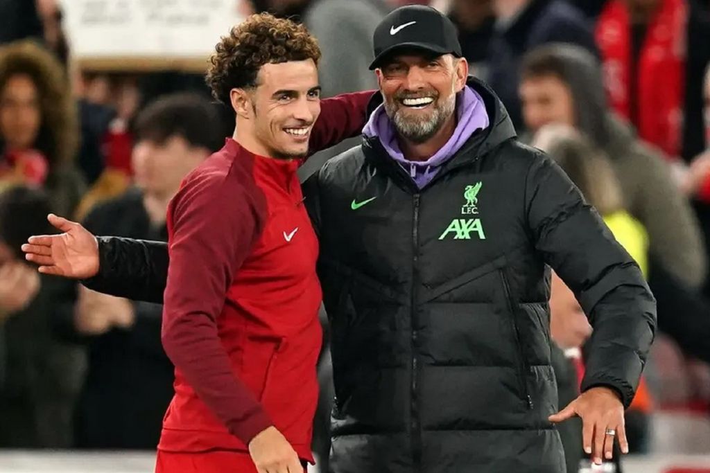 Ο Κλοπ δεν… ξεχνάει τη Λίβερπουλ ούτε τώρα – Τι αποκάλυψε ο Τζόουνς! (vid)