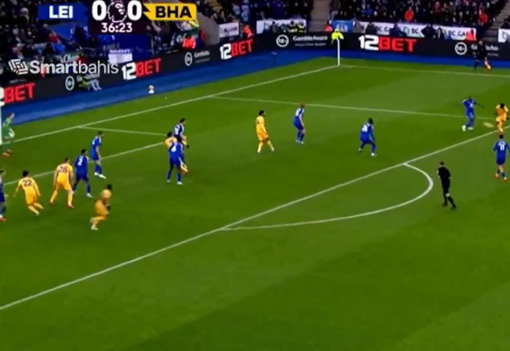 Η πλασεδάρα του Λάμπτεϊ μάγεψε ακόμη και τις «Αλεπούδες» (vid)