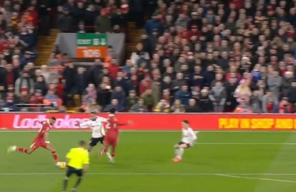 To πέναλτι που ζήτησε η Λίβερπουλ και δεν πήρε ποτέ (vid)