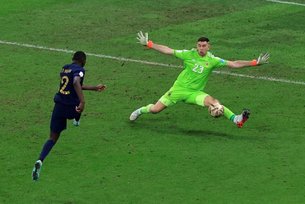 Η… άνιωθη απάντηση του Μαρτίνες για την απόκρουση στον τελικό του Μουντιάλ! (vid)