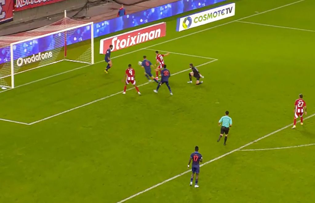 Η τριπλή χαμένη ευκαιρία της χρονιάς ανήκει στον Γιώργο Μασούρα (vid)