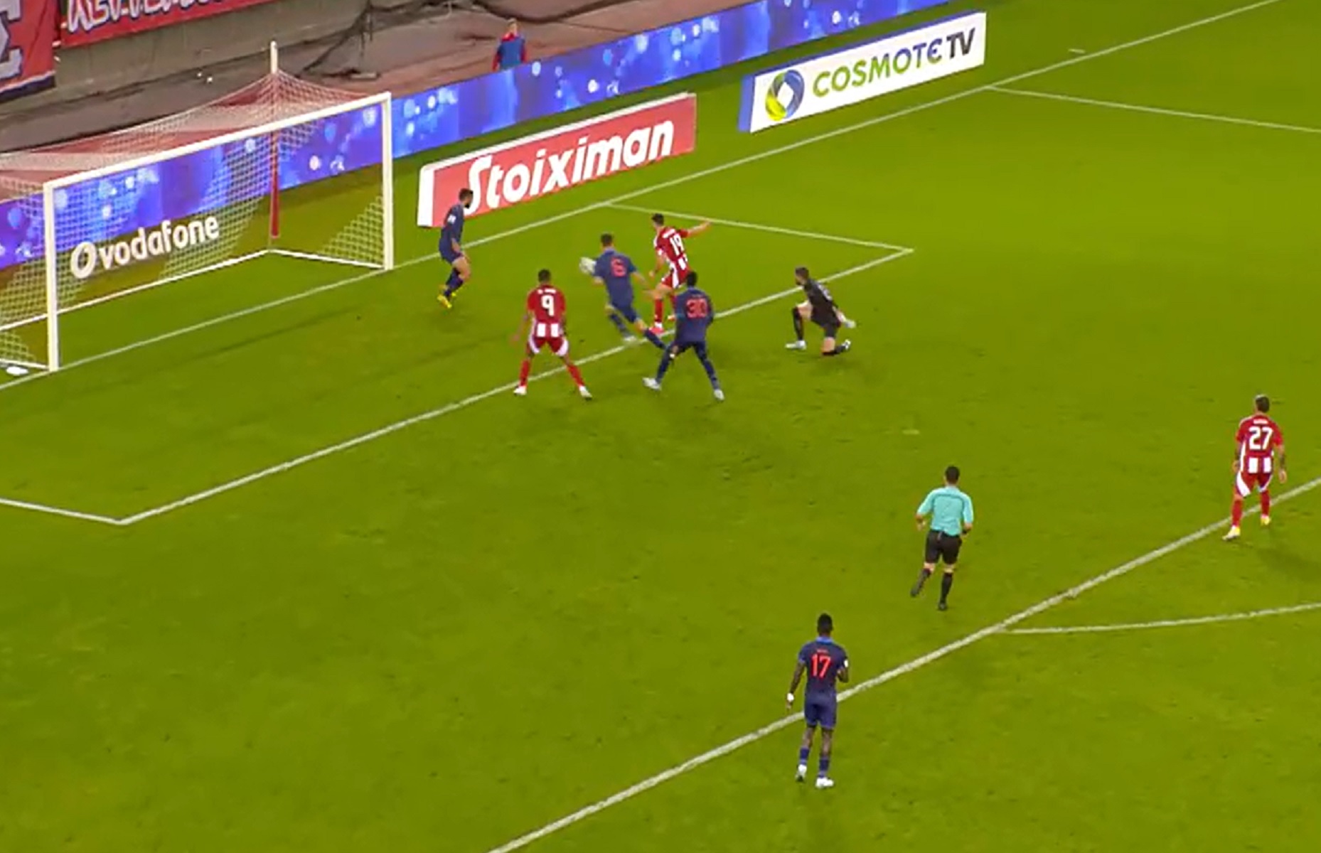 Η τριπλή χαμένη ευκαιρία της χρονιάς ανήκει στον Γιώργο Μασούρα (vid)