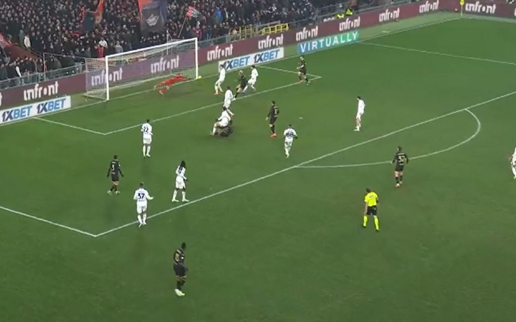 O Μέρετ έσωσε τη Νάπολι στο 90′ από τα… δόντια του Μπαλοτέλι (vid)