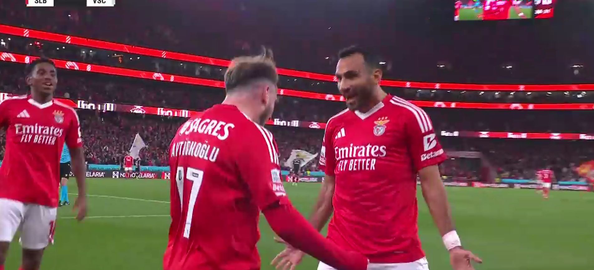 Είναι ωραίος ο Παυλίδης: Όχι μόνο σκοράρει, αλλά δίνει και ασίστ! (vid)