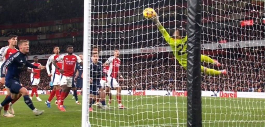 Ο Ράγια… απογειώθηκε και έκανε την επέμβαση του αιώνα! (vid)