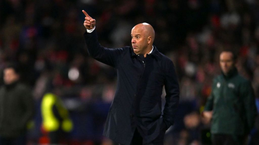 6X6 η Λίβερπουλ στα αστέρια – «Κράξιμο» του Σλοτ στους «Κόκκινους»