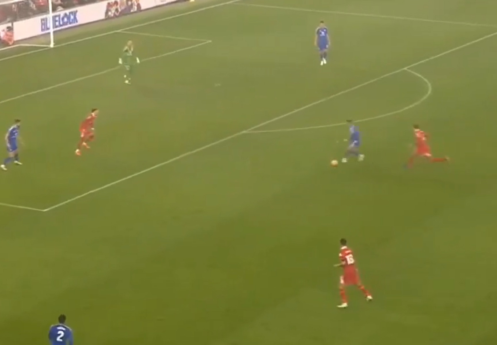 Μια κατηγορία μόνος του ο απίθανος Φαν Ντάικ (vid)