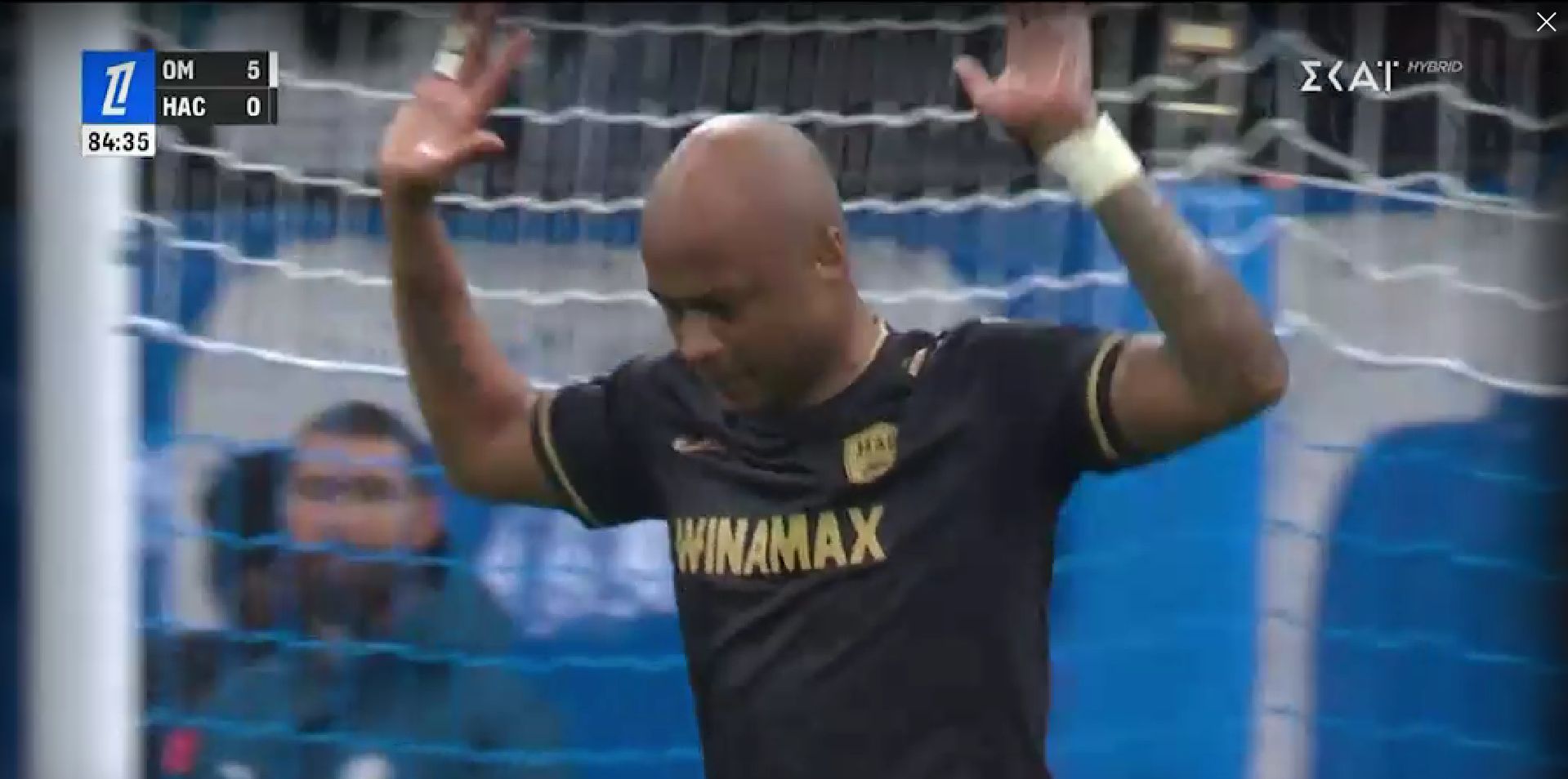 Αυτό δεν ξανάγινε: Ο Αγιού σκόραρε εις βάρος της Μαρσέιγ και 60.000 οπαδοί της τον… αποθέωσαν! (vid)