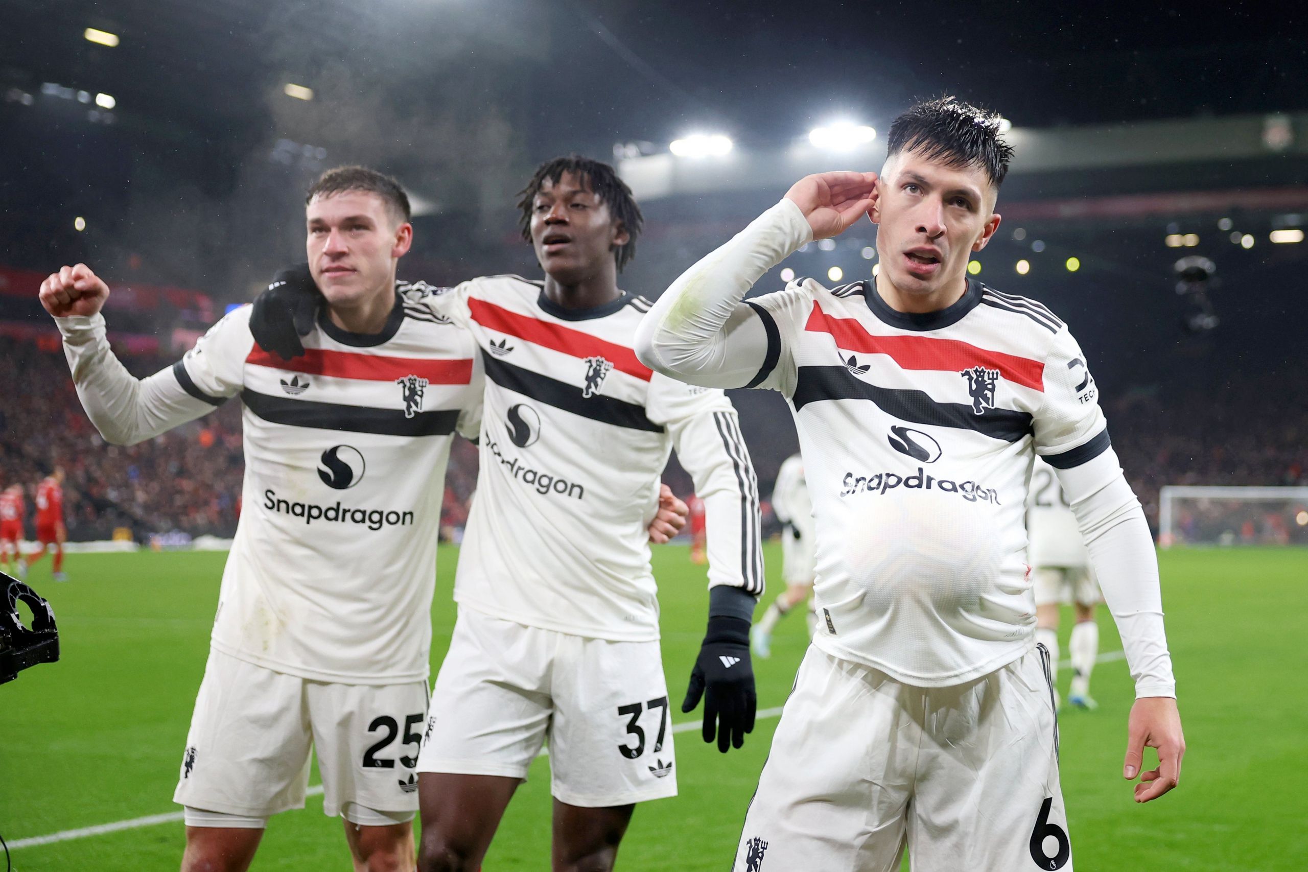 Έξαλλος ο Μακ Άλιστερ: «Φάγαμε γκολ από έναν τύπο που δεν σκοράρει ποτέ» (vid)