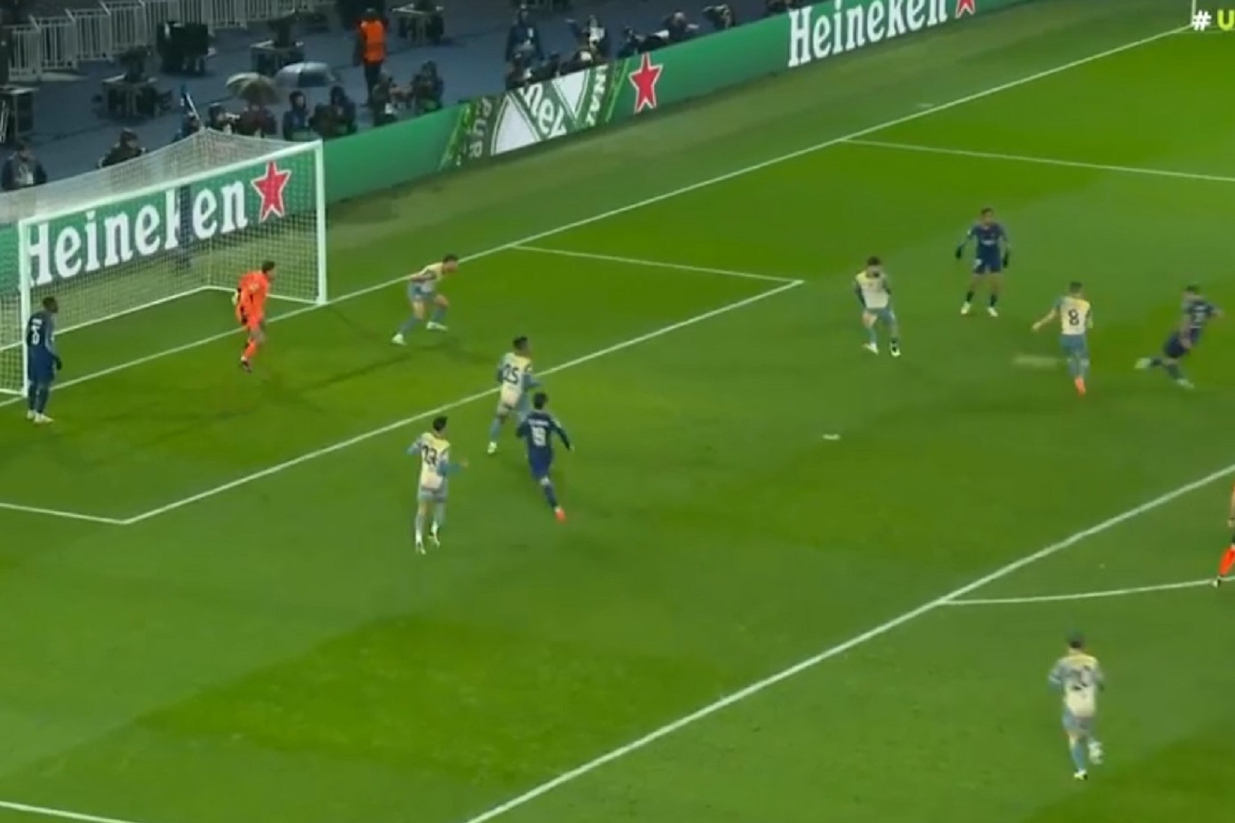 Το VAR πληγώνει για… χιλιοστά Παρί και Χακίμι! (vid)