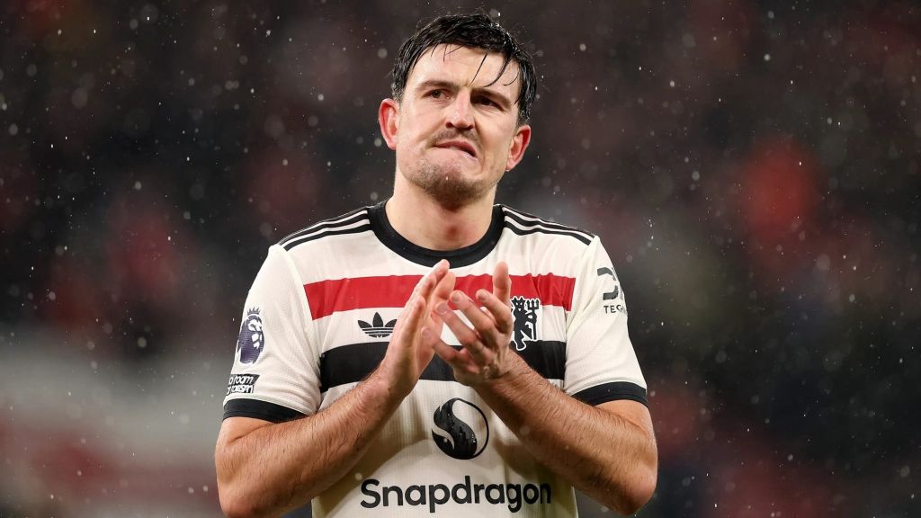 Εγκεφαλικά, φωνές και… τάβλα: Έτσι, αντέδρασαν οι παίκτες της Γιουνάιτεντ στο άχαστο του Μαγκουάιρ! (vid)