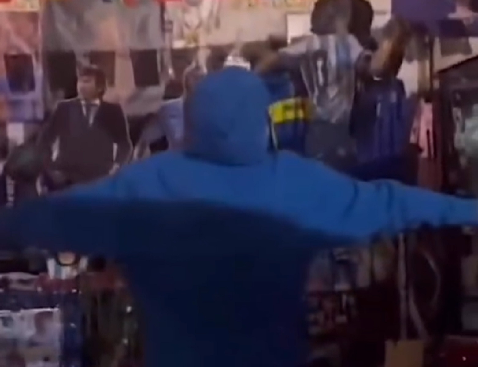 Ανατριχιαστικό αντίο του Κβαρατσχέλια στον… Μαραντόνα (vid)