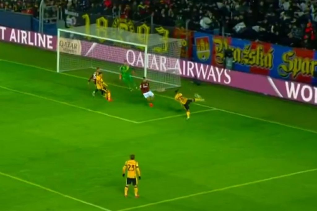 «Μαγικό» βολέ του Λαουτάρο και προβάδισμα η Ίντερ! (vid)