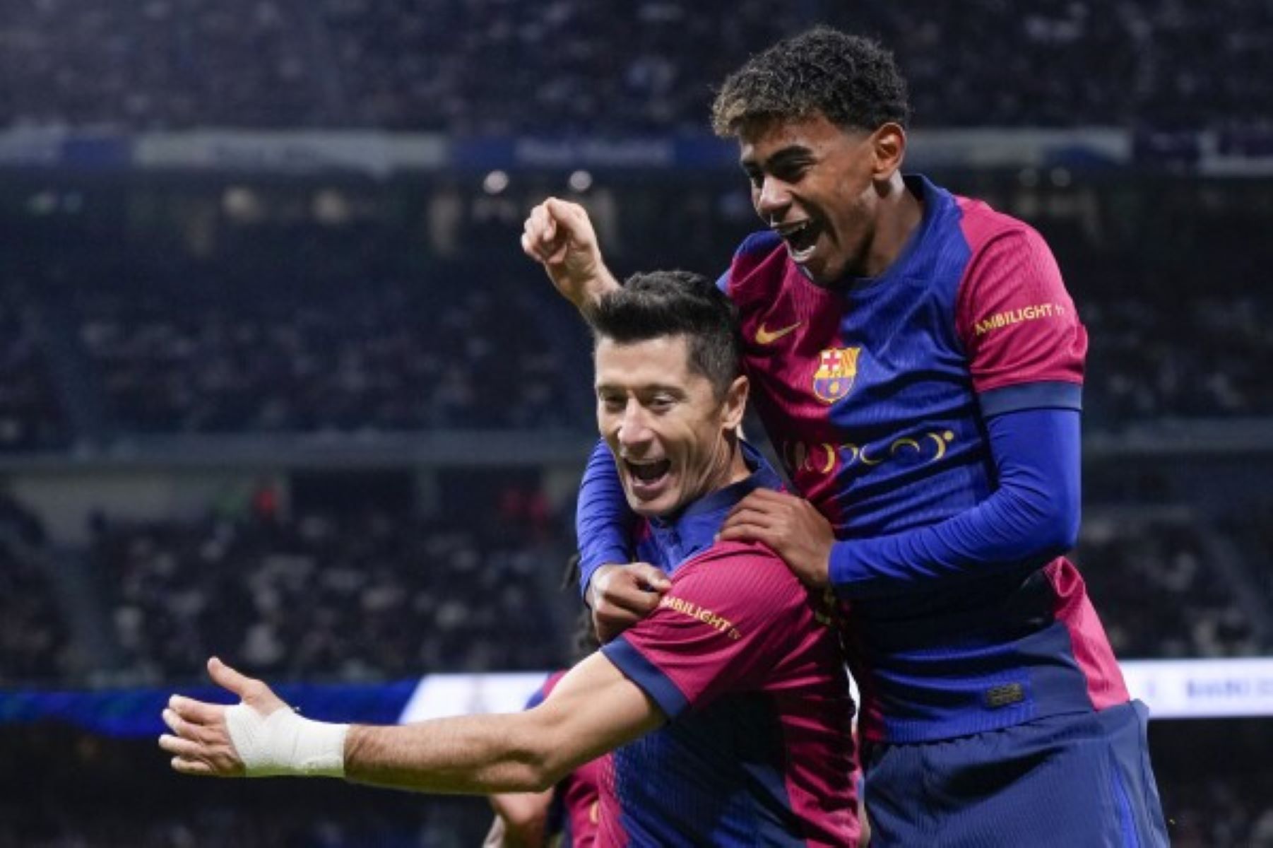 Ρόμπερτ Λεβαντόφσκι: Ο απόλυτος μετά τους «θεούς» του ποδοσφαίρου (stat)