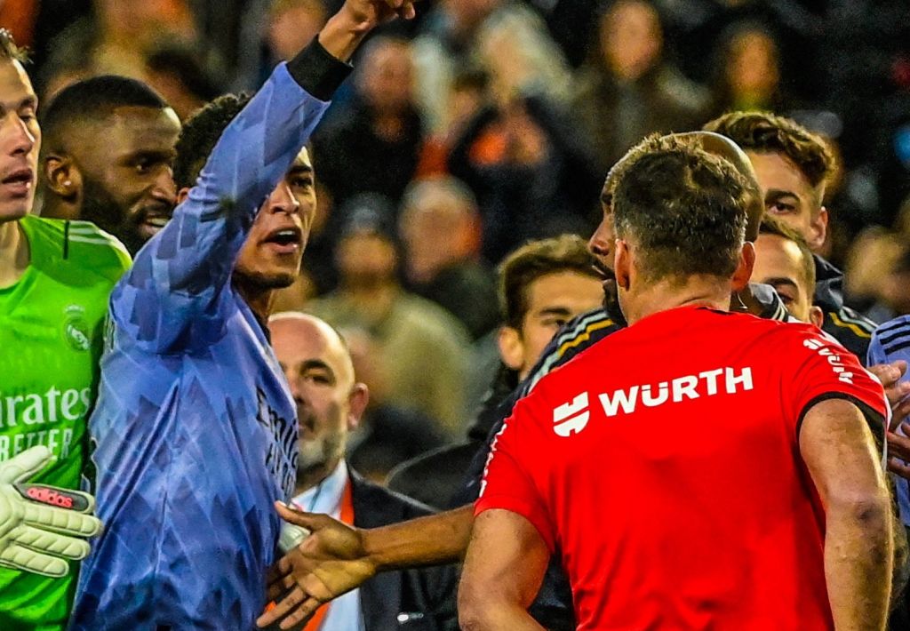 Αντεπίθεση της Ρεάλ – «Ζητάει ξένους διαιτητές! Έχει πολλά παράπονα»